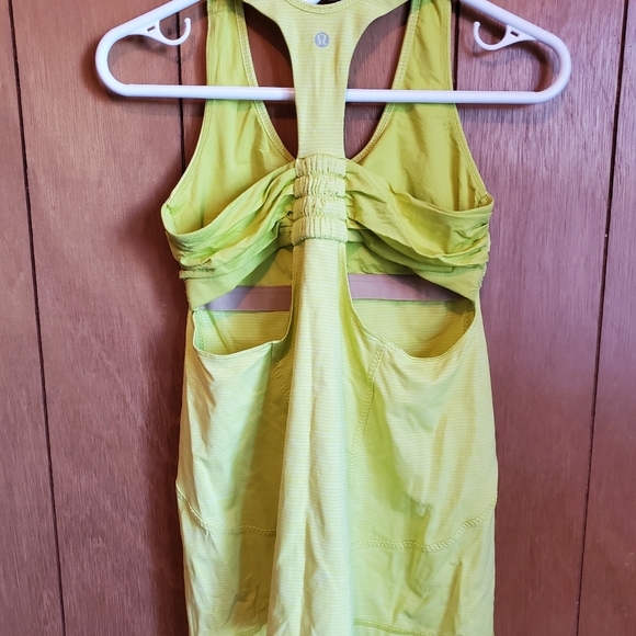 Lululemon Turbo Tank - Picture 4 of 7